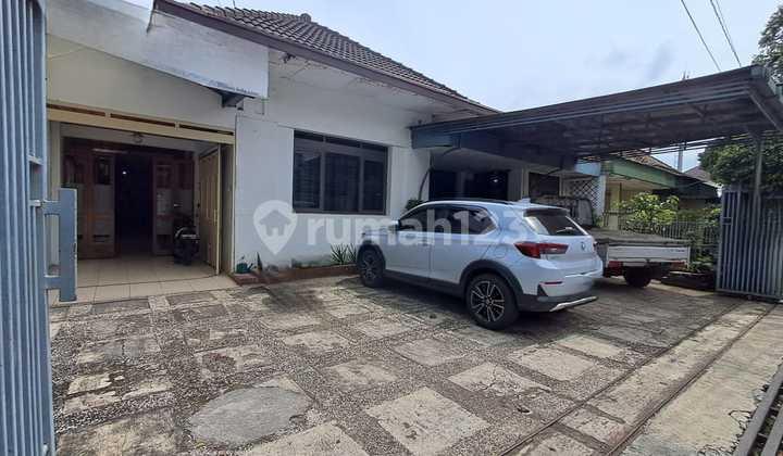 Rumah Dijual Sayap Jl Riau Bandung, Cocok untuk Cafe atau Kantor
