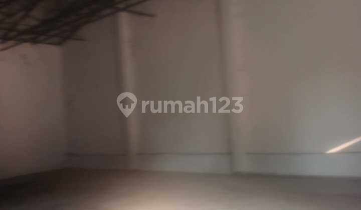 For Rent Warehouse in Cililitan, East Jakarta, Prime and Strategic Location, Easy Access, Good Warehouse Condition, Office Space Available, Near Highway For Rent Warehouse in Cililitan, East Jakarta, Prime and Strategic Location, Easy Access, Good Warehouse Condition, Office Space Available, Near Highway