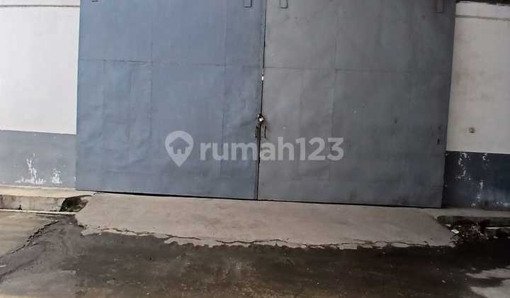 Warehouse for Rent in Cibinong, Bogor, West Java, Good and Strategic Location, Easy Access, Container Accessible, Cibinong-Citeureup Toll Road Access.