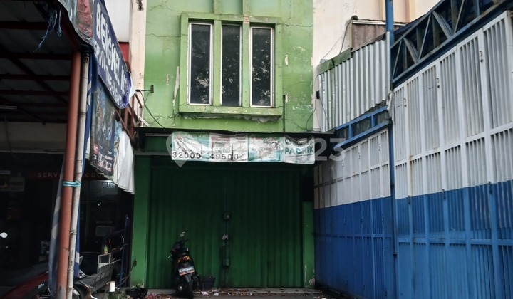 Translated to English:
For Rent: Shop House in Cilodong Depok, Good and Strategic Location, Easy Access, and Cijago Toll Access Translated to English:
For Rent: Shop House in Cilodong Depok, Good and Strategic Location, Easy Access, and Cijago Toll Access