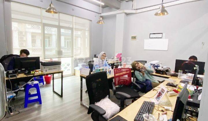 Rukan Permata Senayan jakarta selatan sangat cocok untuk usaha 5