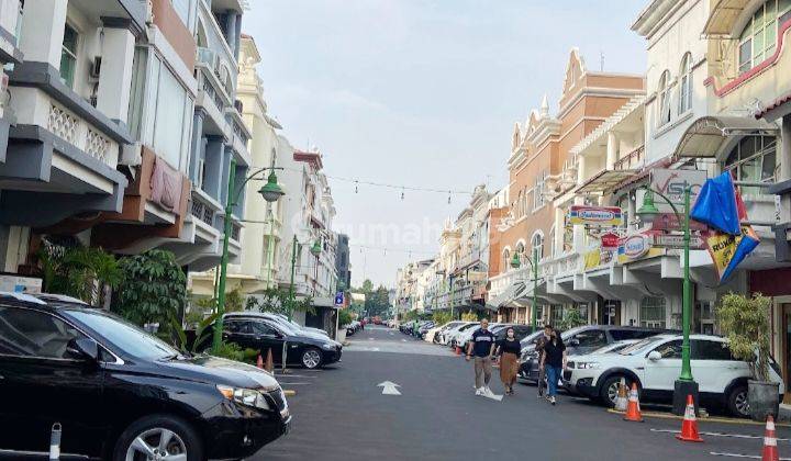 Rukan Permata Senayan jakarta selatan sangat cocok untuk usaha 8