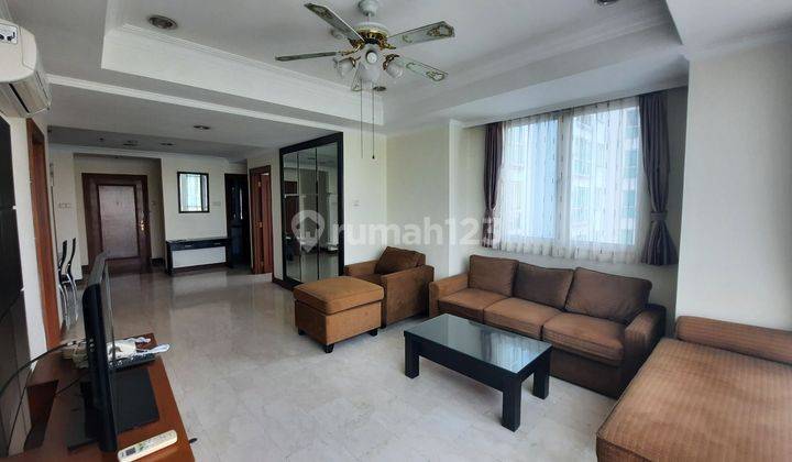 Apartemen Puri Imperium Dijual Cepat Semi Furnished 3 Kamar Tidur