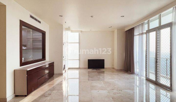 For rent apartment Essence Darmawangsa jakarta 2