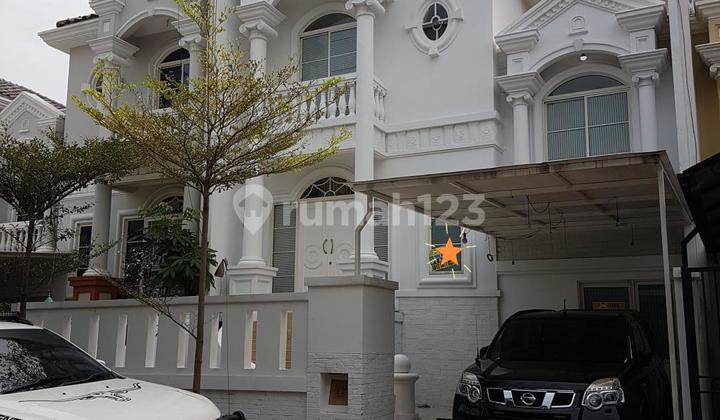 Pik Layar 8x15 South-Facing House