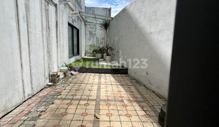 Affordable 2-Unit Shophouse in PIK Near PIK Avenue, Boulevard Location, Extra Land Included