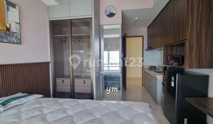 For Rent B Residence Apartment Fully Furnished with Aeon Mall View in Front of Prasmul Campus, BSD City For Rent B Residence Apartment Fully Furnished with Aeon Mall View in Front of Prasmul Campus, BSD City