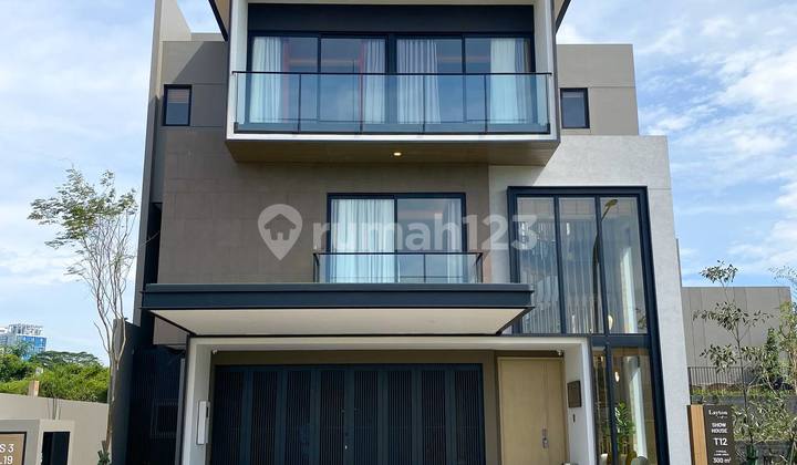 Dijual Rumah Exclusive Corner - Layton New di Navapark BSD City 