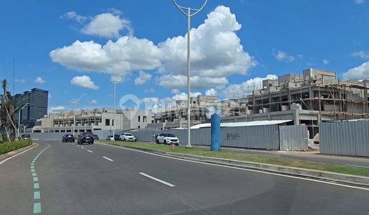 For Quick Sale: 3 Newly Built Adjacent Shophouses in SORRENTO Gading Serpong