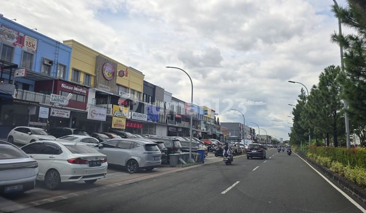 For Sale Leased Condition RUKO MAGGIORE SQUARE in Front of Goldfinch