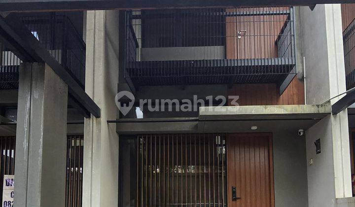 Dijual Rumah Siap Huni FLEEKHAUZ Full Furnish Hanya 1M  1