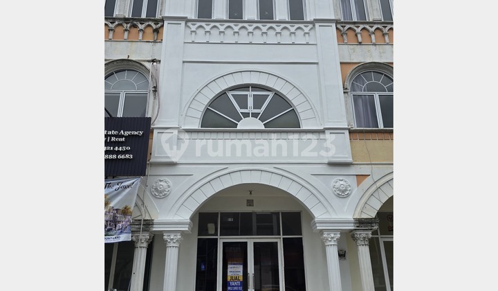 For Sale: Alicante 3-Story Shop House Facing Main Road in Gading Serpong