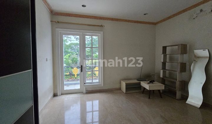 For Rent, Furnished Lakefront House Ready to Occupy in Bellano