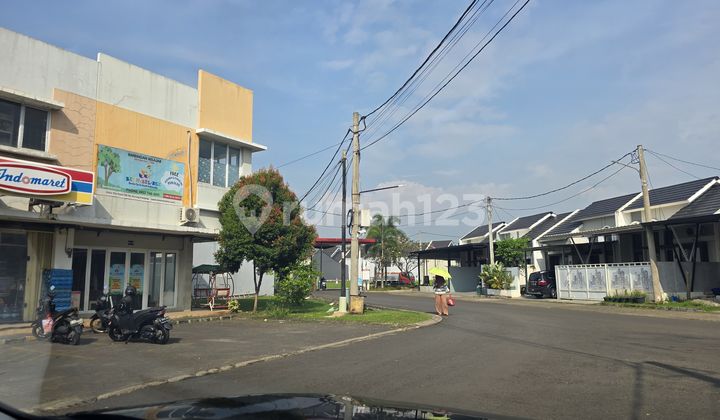 Cheap Sale of The River Parung Panjang Shop House 1