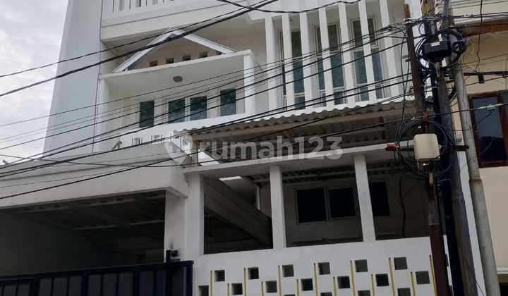 6034-Yl Warehouse for Sale in Sunter, 5 Floors, Freehold Certificate