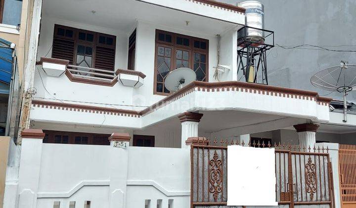  Rumah Jual 2.5 Lantai SHM di Paradise, Jakarta Utara 1