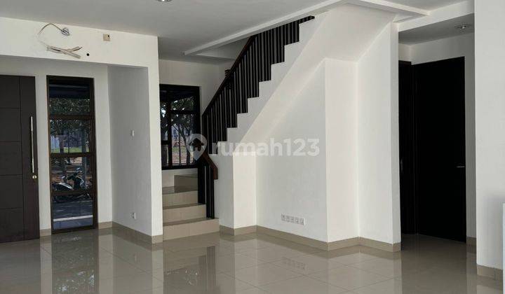 Rumah Sewa 2 Lantai Bagus SHM di Jakarta Garden City, Jakarta Timur 2