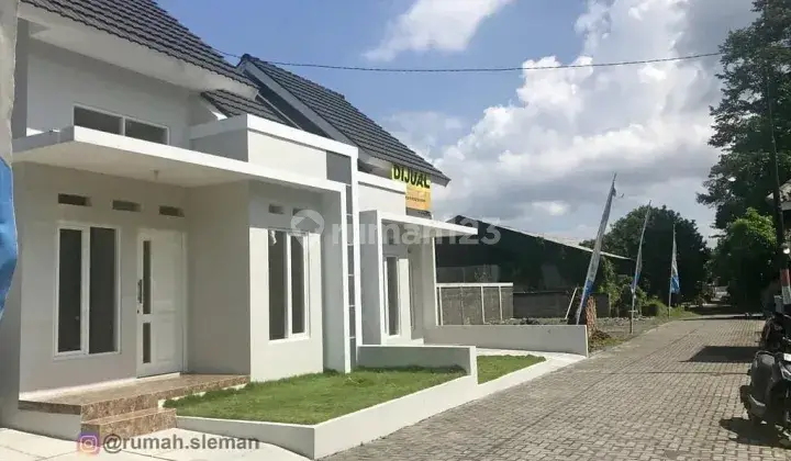 Rumah Modern Minimalis Strategis Dekat Budi Mulia Dua Jalan Raya Tajem 2