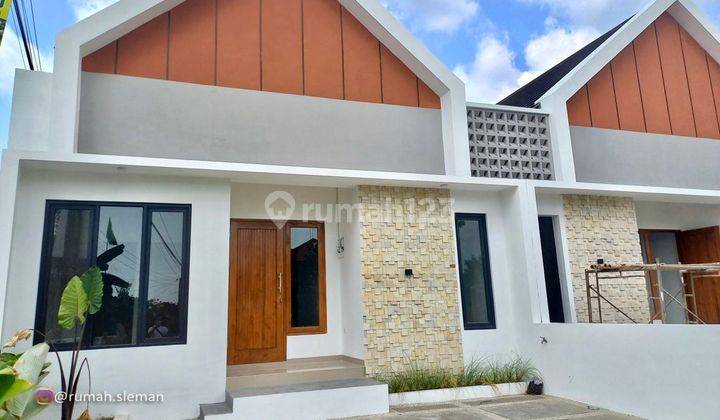 Rumah Cantik Strategis Jalan Kaliurang 15 Menit Kampus UGM dan UII 2