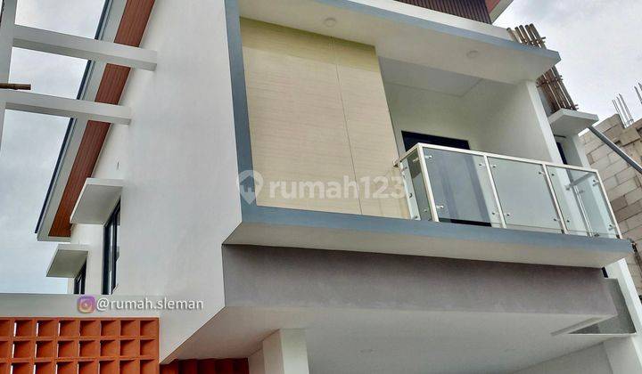 Last Unit Rumah 2 Lantai Modern dekat Kampus UII Jalan Kaliurang 2