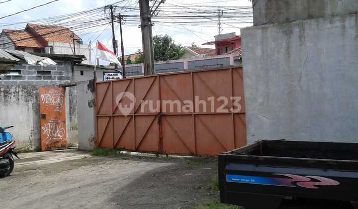 Pabrik Textil 1600 Meter di Jl. Sholeh Iskandardinata 2