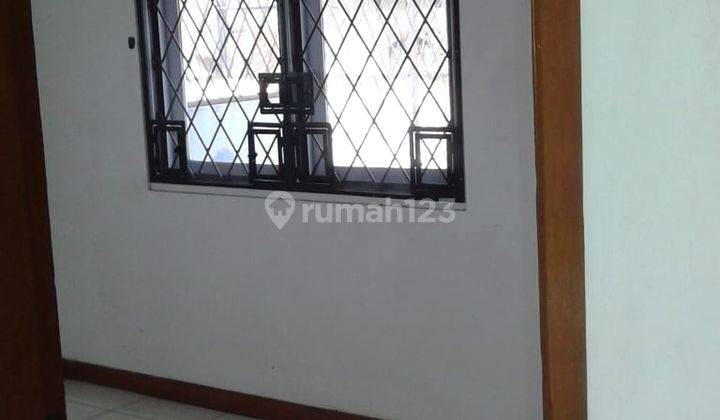 Rumah di Hook 366 Meter, Jauh Dari Kebisingan di Bnr 11