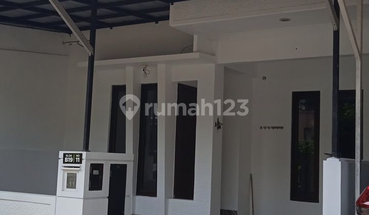 Mahogany Park. Newly Renovated House for Rent. Suitable for Young Couples or Retirees. Located on Mahogany XVII Street. 2