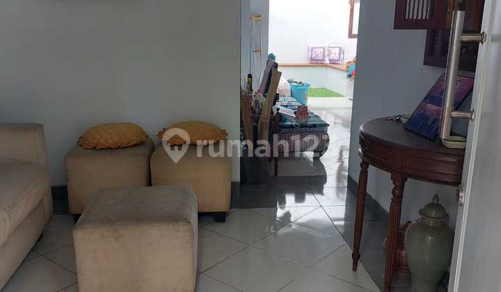 Bintaro Sektor 9. Rumah Nyaman Dan Asri. Jarang Ada