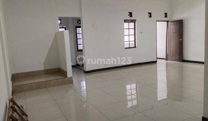 Rumah Bagus HGB di Jurangmangu, Tangerang 1