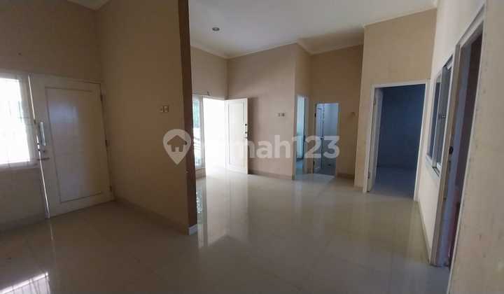 For Sale 1-Story Ready-to-Occupy House in Villa Inti Persada East Pamulang, 1.9 M Negotiable, Good House with SHM in Pamulang 2