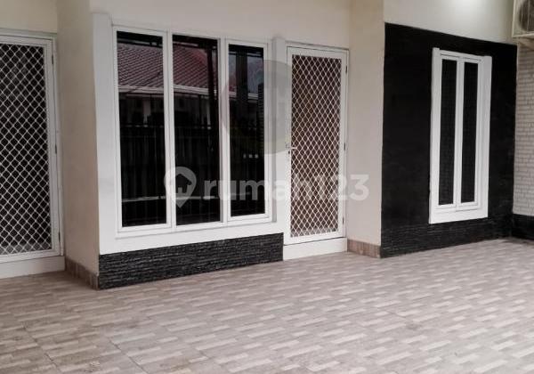 House for Rent in Kelapa Puan Timur, Kelapa Gading, North Jakarta 2
