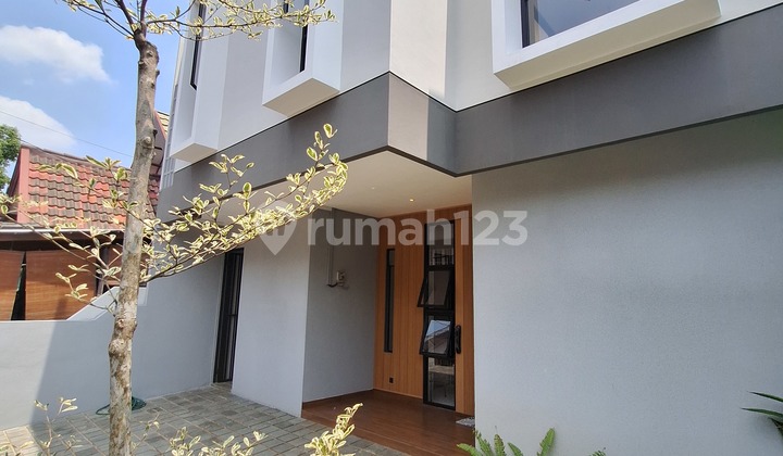Brand New House Bintaro Sektor 3 Brand New House Bintaro Sektor 3