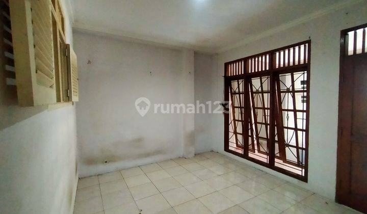 Rumah Lama Hitung Tanah Di Cipete Utara 1