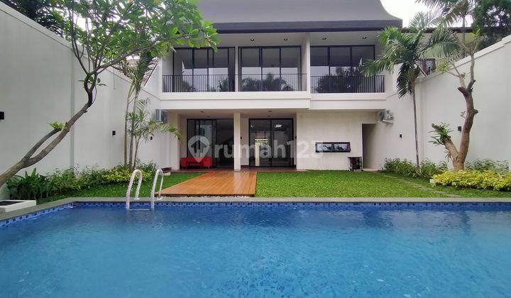 Rumah 2 Lantai Baru Semi Furnished SHM di Kemang, Jakarta Selatan 1