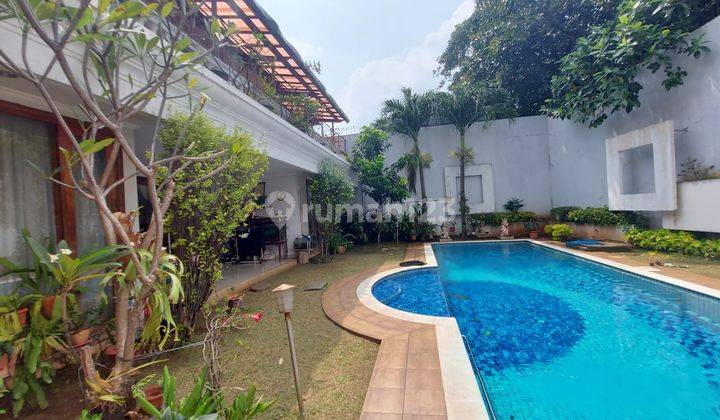 Rumah Bagus Semi Furnished SHM di Taman Radio Dalam, Jakarta Selatan 1