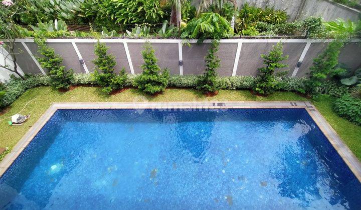 Rumah 2 Lantai Bagus Semi Furnished SHM di Ampera, Jakarta Selatan