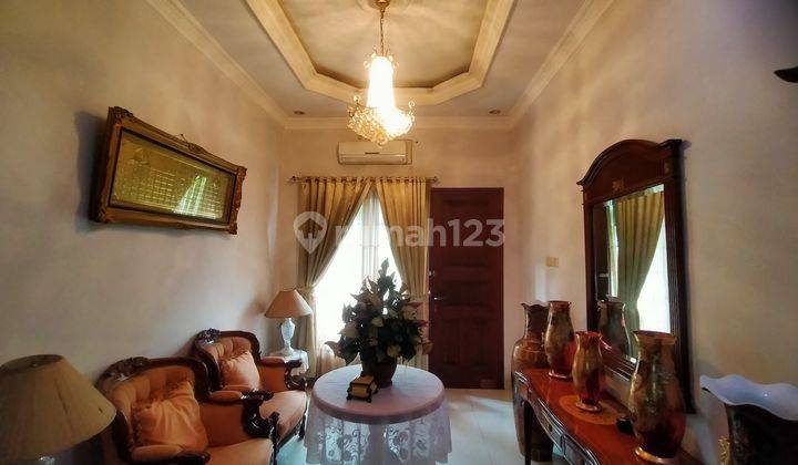 Rumah Bagus Unfurnished SHM di Kesehatan, Jakarta Selatan