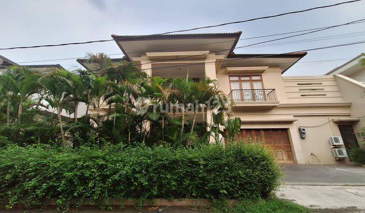 Rumah 2 Lantai Bagus Semi Furnished SHM di Ampera, Jakarta Selatan 2