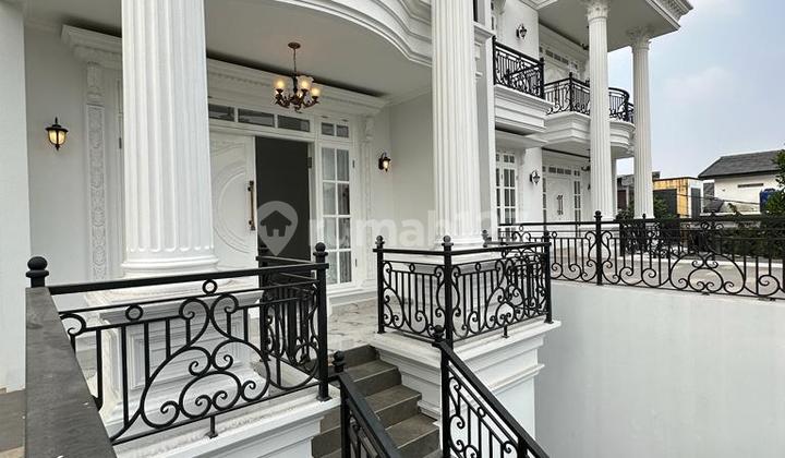 Rumah Brand New American Classic di Cilandak Rumah Brand New American Classic di Cilandak