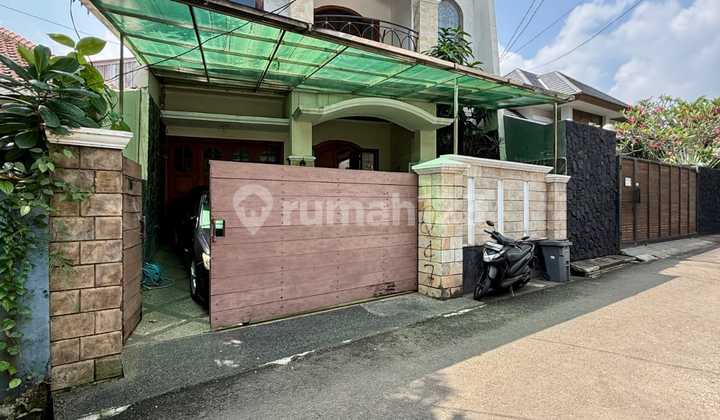 Nice House Ready to Occupy in Kemang