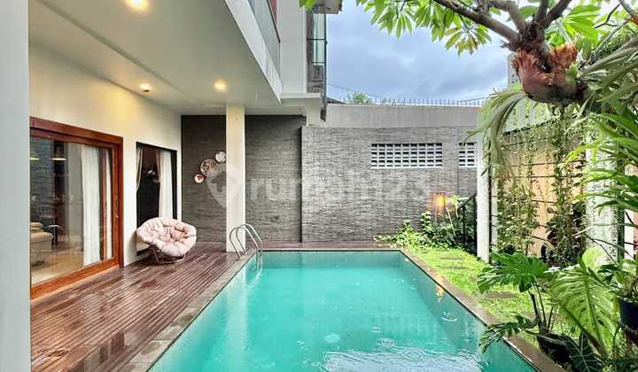 Modern Minimalis Townhouse di Cilandak Modern Minimalis Townhouse di Cilandak