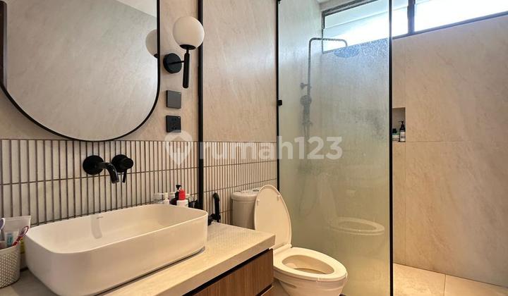 Modern Minimalis Townhouse di Pondok Pinang 2