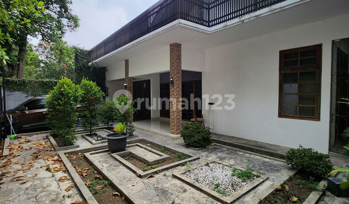 Rumah 1 Lantai Di Kemang