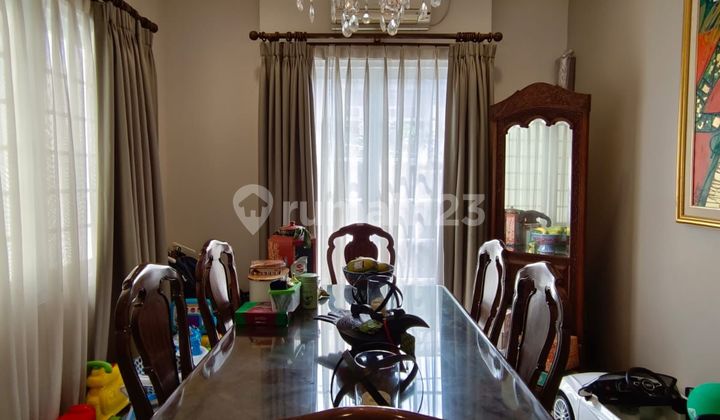 Modern Classic House in Block A Kebayoran Baru 2