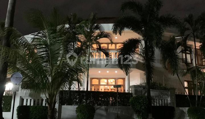 Approaching NJOP Nice House in Pondok Indah