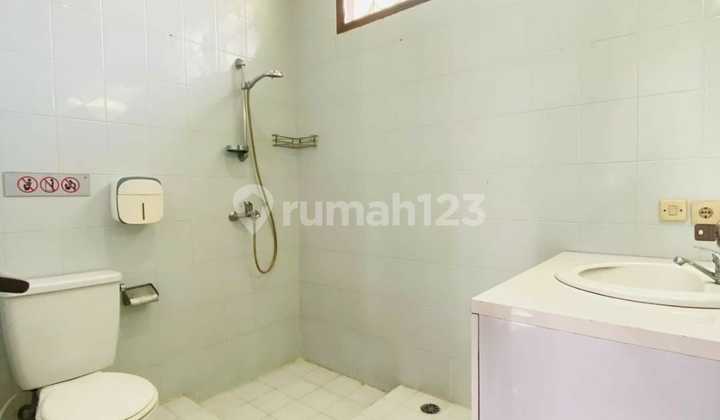 Rumah Disewakan Pejaten, Bebas Banjir, Dekat Tol Huni Mantap 2