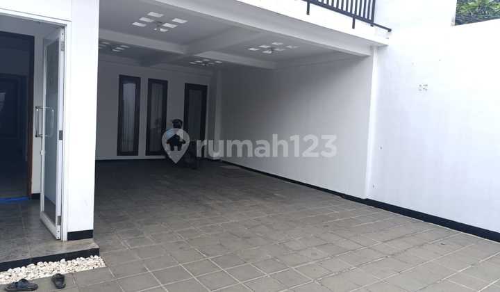 House for Rent in Cipete Strategic Location Safe and Comfortable 2 Floors