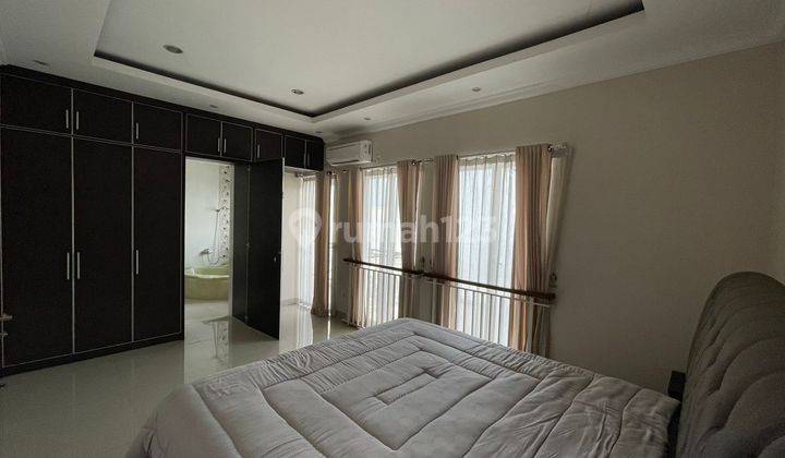 Rumah 3 Lantai Bagus Furnished di Cilandak, Jakarta Selatan 2