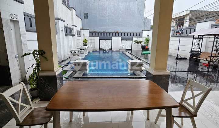 Disewakan Rumah Mewah Super Premium di Pejaten Barat – Siap Huni, Full Furnished, Kualitas Sultan! 1