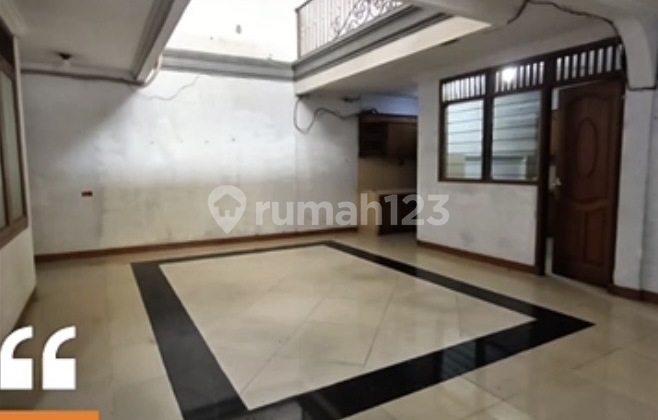 Rumah Disewakan Tebet Jakarta Selatan bisa untuk Kantor